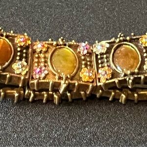 Elegant Gold and Multicolor Bracelet